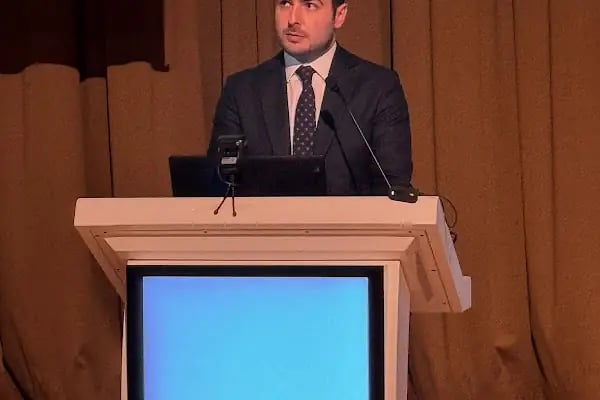 Op. Dr. Atakan Ezici | Ortopedi Operatör Doktor | Ortopedik Cerrah - Resim 3