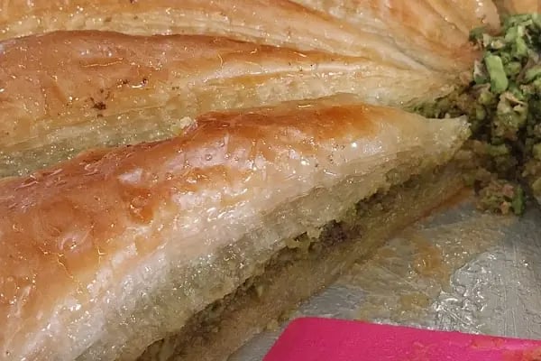 Yeşil Döner Salonu - Resim 12