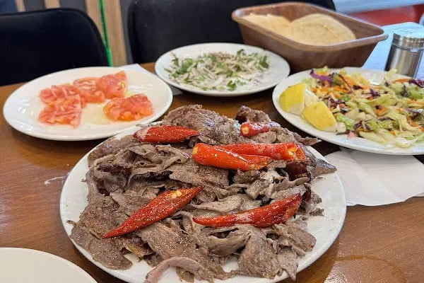Yeşil Döner Salonu - Resim 17