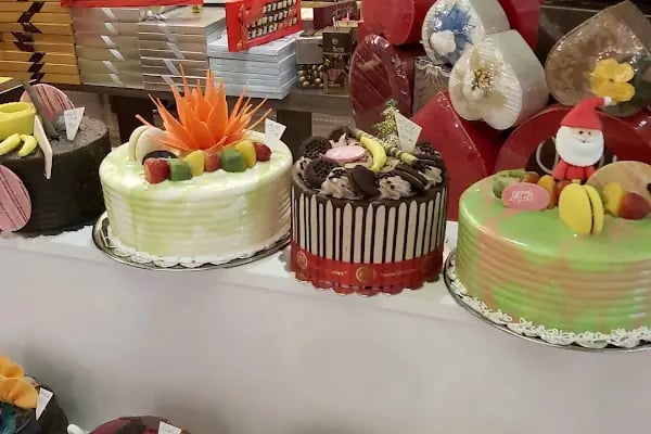 Gazi Patisserie - Resim 15