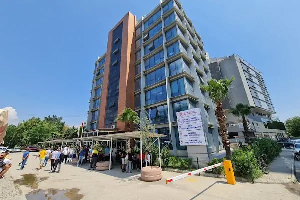 Bayraklı, Bornova Tapu ve Kadastro Müdürlüğü - Resim 2