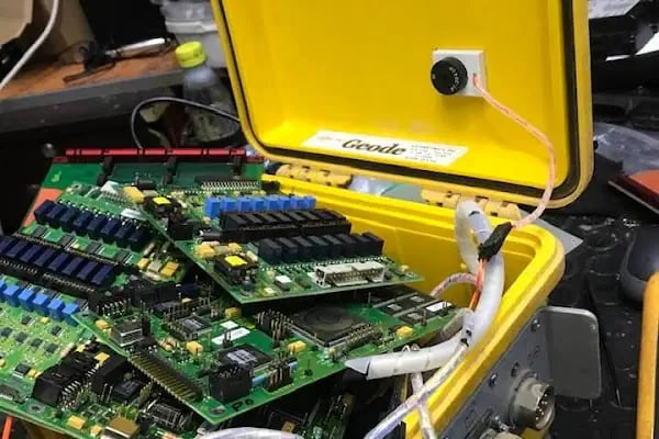 ServisX Elektronik Bilgisayar ve Oto Ses Görüntü Sistemleri - Resim 9