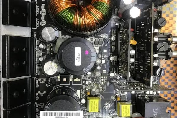 ServisX Elektronik Bilgisayar ve Oto Ses Görüntü Sistemleri - Resim 16