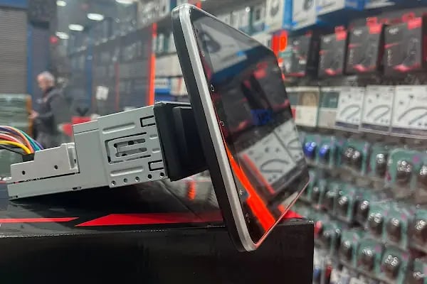ServisX Elektronik Bilgisayar ve Oto Ses Görüntü Sistemleri - Resim 2