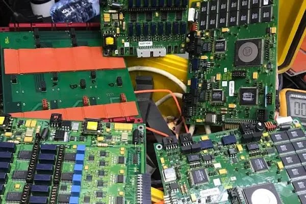 ServisX Elektronik Bilgisayar ve Oto Ses Görüntü Sistemleri - Resim 12