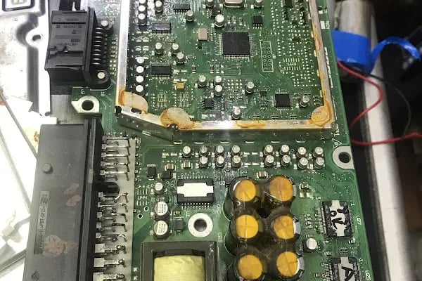 ServisX Elektronik Bilgisayar ve Oto Ses Görüntü Sistemleri - Resim 18