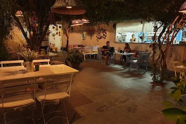 Kuruçeşme Kahvesi &amp; Nargile Alaçatı - Resim 14