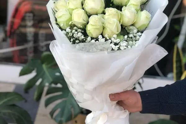 PREMİUM FLOWERS ÇİÇEKÇİLİK VE HEDİYELİK EŞYA - Resim 11