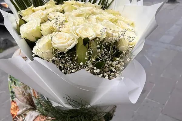 PREMİUM FLOWERS ÇİÇEKÇİLİK VE HEDİYELİK EŞYA - Resim 8
