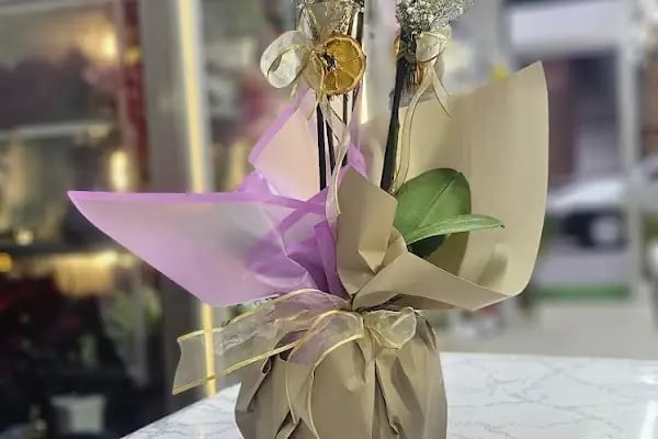 PREMİUM FLOWERS ÇİÇEKÇİLİK VE HEDİYELİK EŞYA - Resim 10