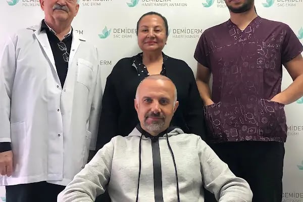 Özel Demiderm Saç Ekimi - Resim 7