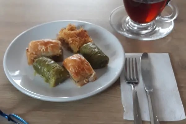 Tatarcıoğlu Pastanesi - Resim 9