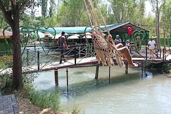 Saklı Vadi Tanır - Resim 6