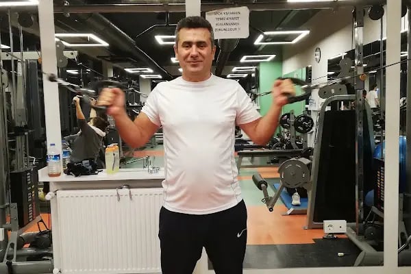 Erdal İnönü Kapalı Yüzme Havuzu - Resim 10
