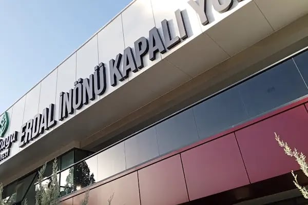 Erdal İnönü Kapalı Yüzme Havuzu - Resim 13