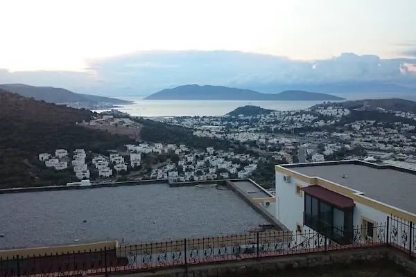 Ortaköy Sitesi - Resim 1