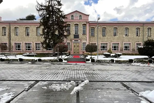İstanbul Sabahattin Zaim Üniversitesi - Resim 2