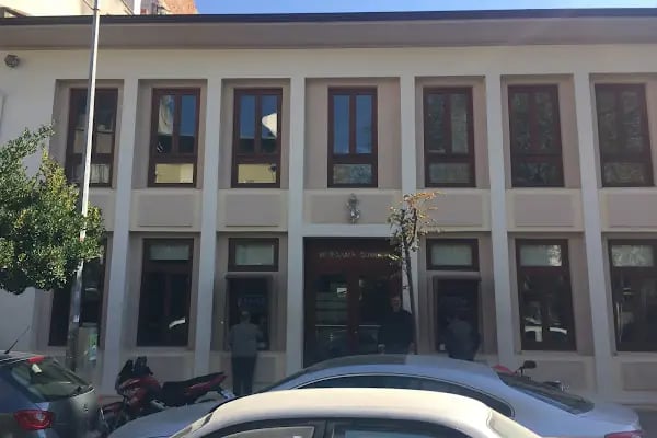 Türkiye İş Bankası Bergama/İzmir Şubesi - Resim 3