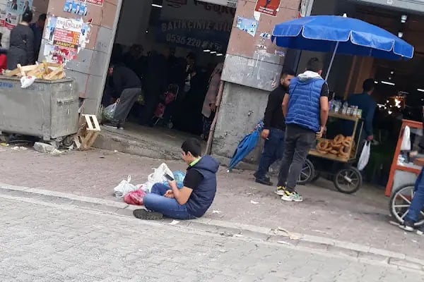 Yenikent Kapali Semt Pazari - Resim 5