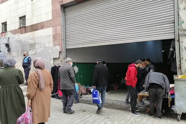 Yenikent Kapali Semt Pazari - Resim 16