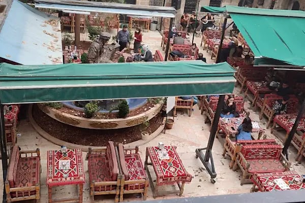 Karanfil Cafe - Resim 18
