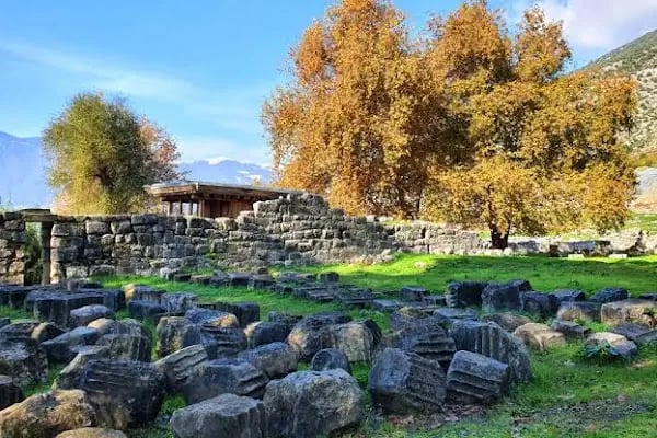 Havuzbaşı Cafe &amp; Bistro - Resim 20
