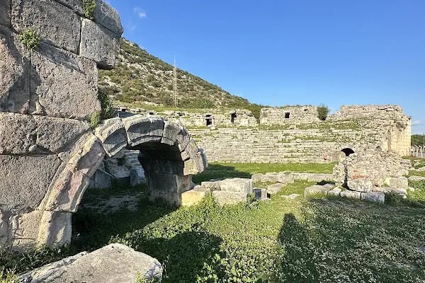 Havuzbaşı Cafe &amp; Bistro - Resim 11