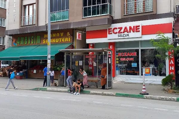 Selçuk Eczanesi - Resim 3