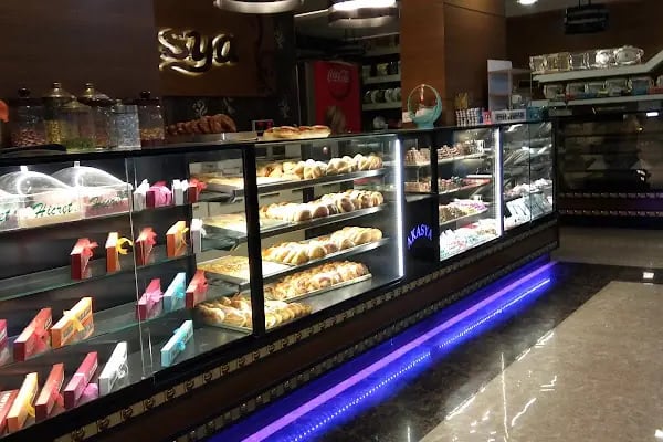 Lezzet'i Hicaz Künefe Kadayıf Baklava Karapürçek şube: - Resim 1