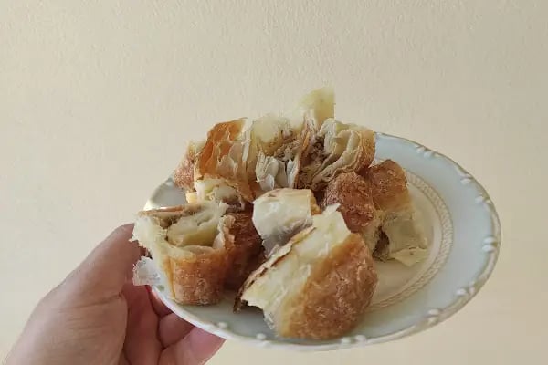Lezzet'i Hicaz Künefe Kadayıf Baklava Karapürçek şube: - Resim 8