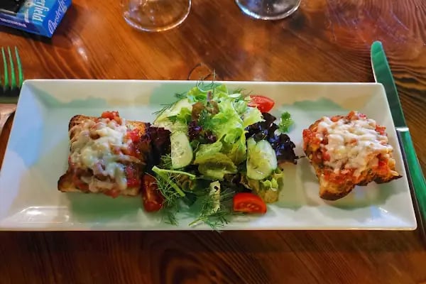 Emerald Garden Restaurant - Resim 14