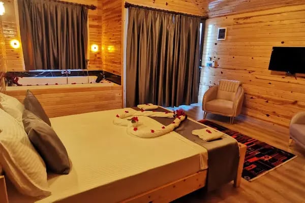 Taş Konak Butik Otel Bungalov - Resim 2