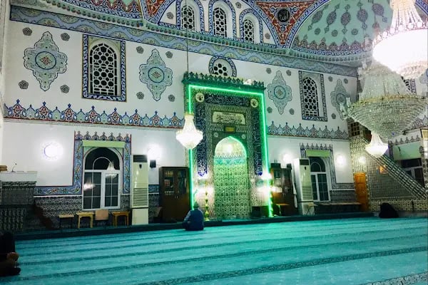 Karıncalı Merkez Camii - Resim 7