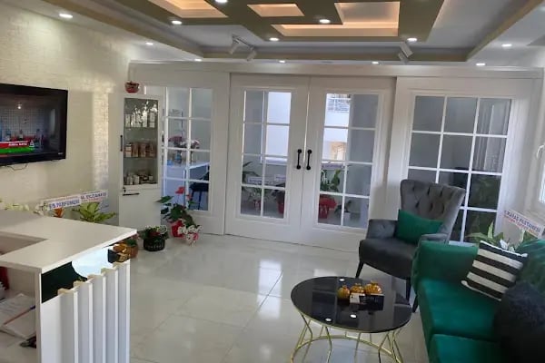 FAZİLET ESTETİK VE GÜZELLİK MERKEZİ - Resim 17