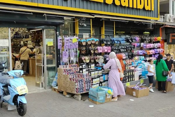 Çarşı İstanbul - Kent Meydanı Mağazası - Resim 14