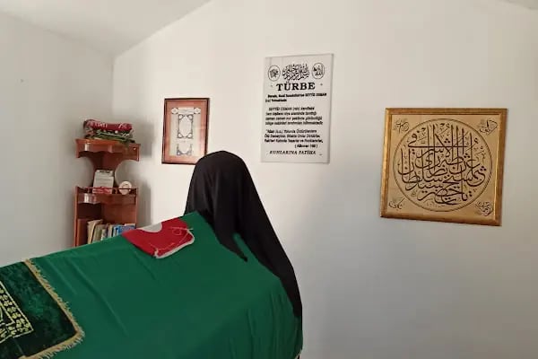 Seyyid Osman Adapazari Türbesi - Resim 16