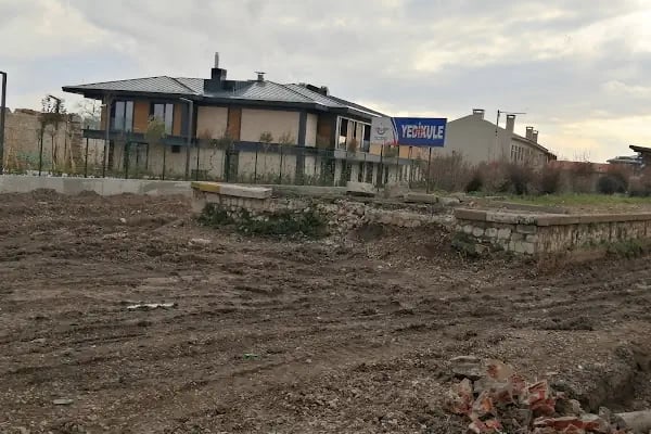 Yedikule tren istasyonu - Resim 19