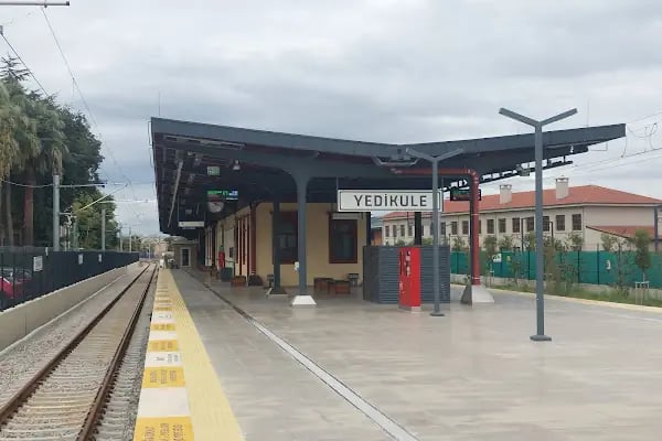 Yedikule tren istasyonu - Resim 10