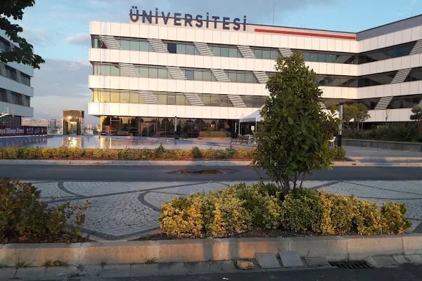 İbn Haldun Üniversitesi - Resim 10