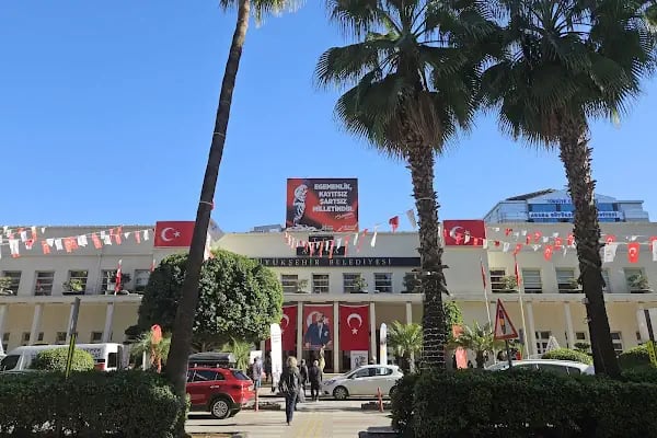 Adana Büyükşehir Belediyesi Tiyatro Salonu - Resim 4