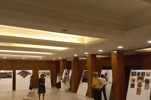 Adana Büyükşehir Belediyesi Tiyatro Salonu - Resim 11