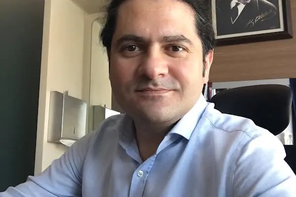Dr. Öğr. Üyesi Türker Karancı, Beyin Ve Sinir Cerrahisi - Resim 2
