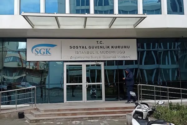 Zeytinburnu SGK Sosyal Güvenlik Merkezi - Resim 4