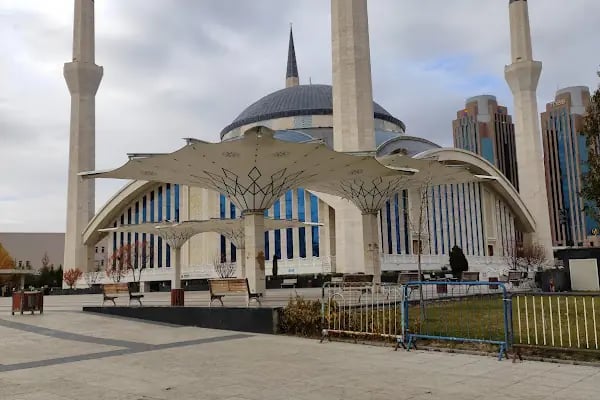 Bilkent Metro İstasyonu - Resim 1