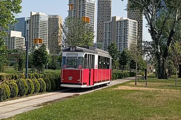 Başkent Millet Bahçesi Konferans Salonu - Resim 10