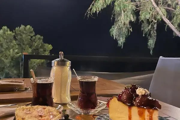 Limani Cafe - Resim 16