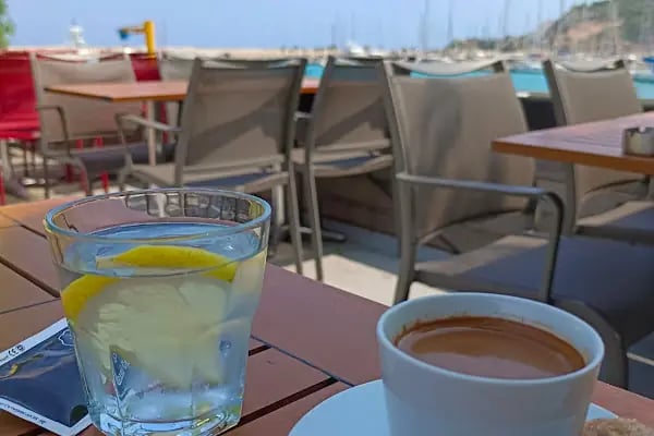 Limani Cafe - Resim 13