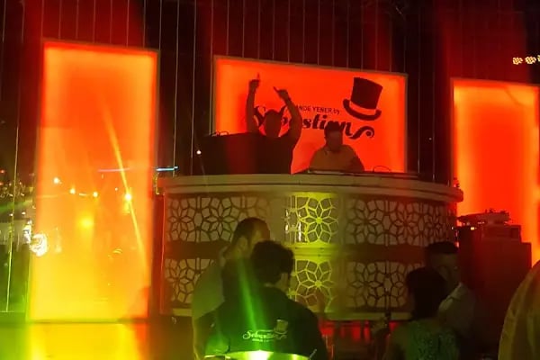 Sebastian CLUB - Resim 14
