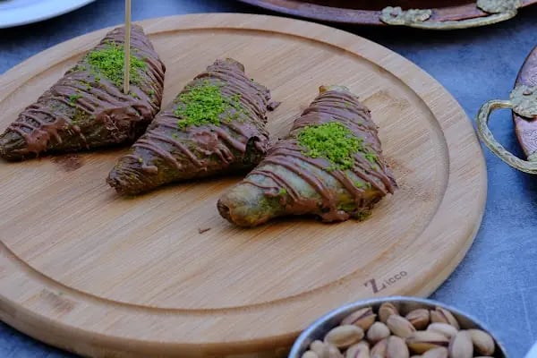 ÇELEBİZADE BAKLAVA, KÜNEFE VE KATMER - Resim 15