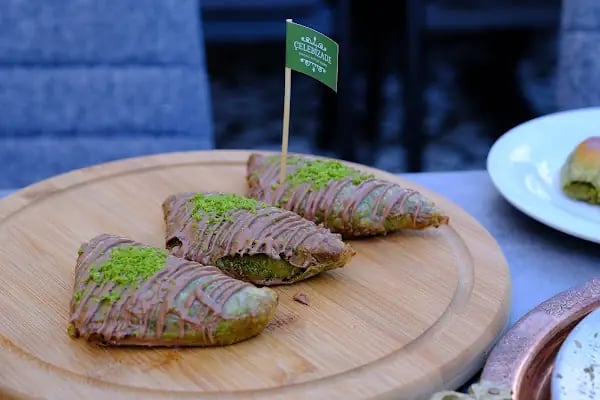 ÇELEBİZADE BAKLAVA, KÜNEFE VE KATMER - Resim 18